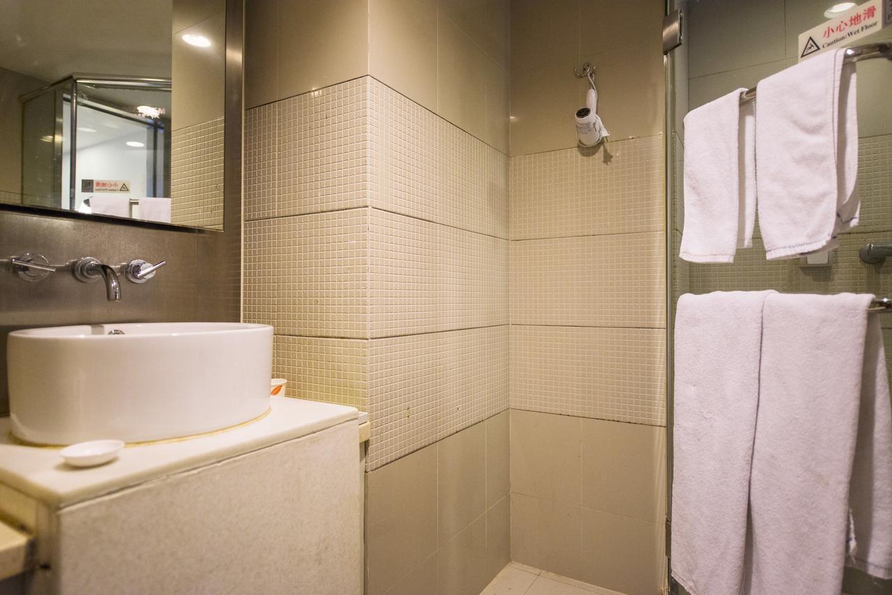 Motel Chongqing Jiefangbai Hongyadong Pedestrian Street Ngoại thất bức ảnh