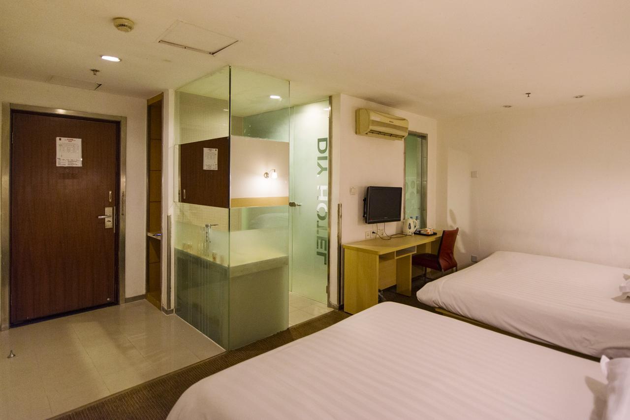 Motel Chongqing Jiefangbai Hongyadong Pedestrian Street Ngoại thất bức ảnh