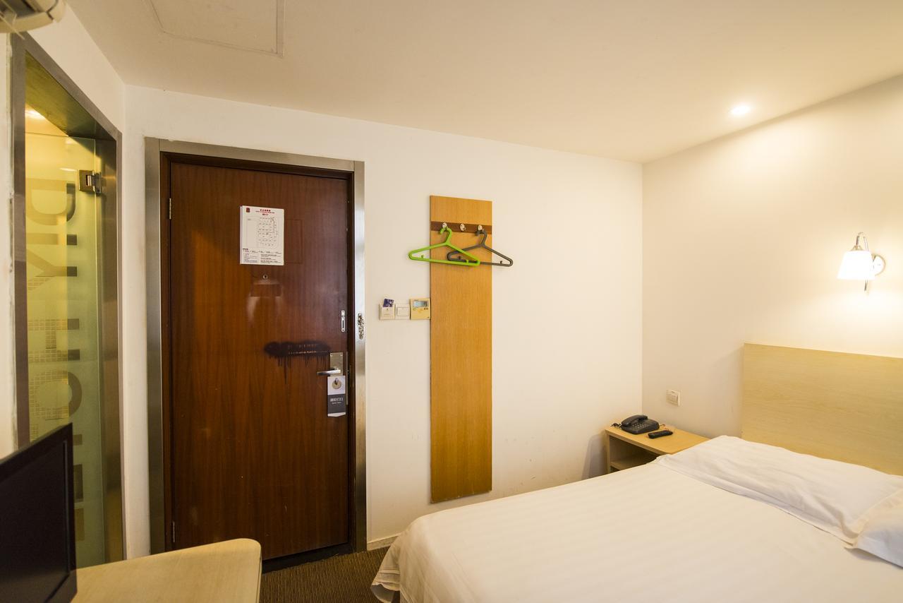 Motel Chongqing Jiefangbai Hongyadong Pedestrian Street Ngoại thất bức ảnh